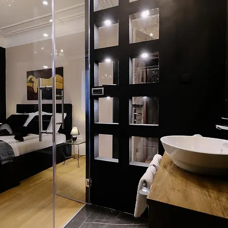 Ben Akiba Luxury * בלגרד