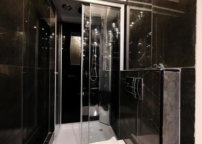 Ben Akiba Luxury Apartament